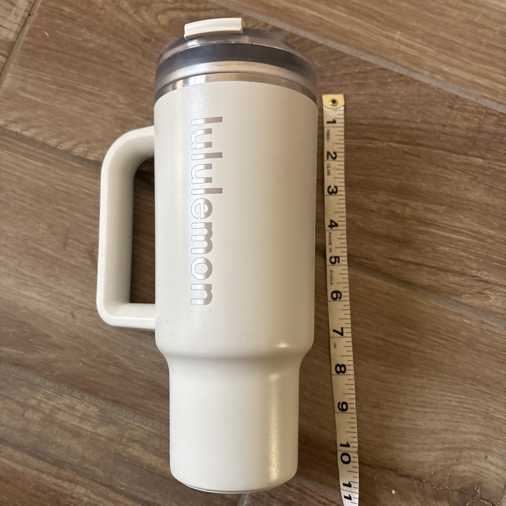 Lululemon 40oz Insulated Tumbler Cream Travel Mug‎ Handle Cup - No Straw - Picture 6 of 6